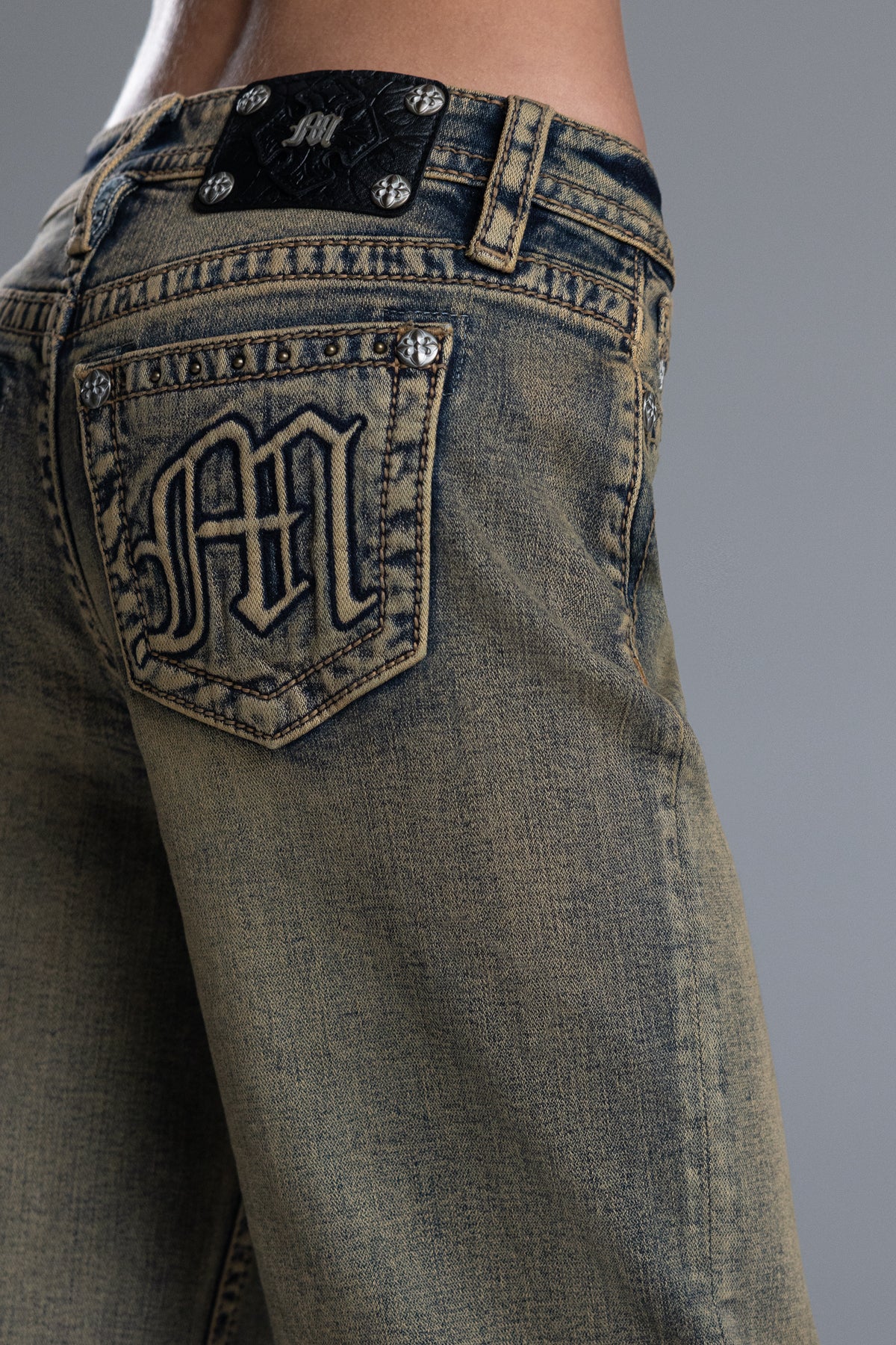 Going Rouge Slim Wide - Image 6