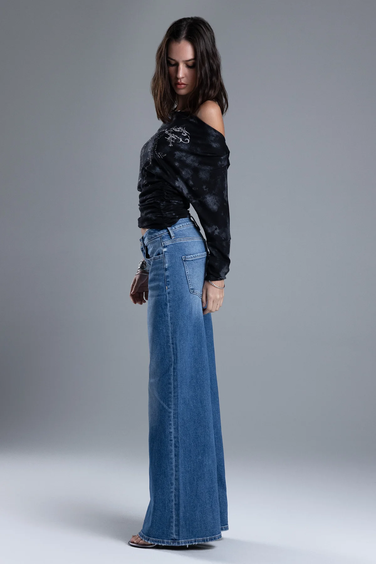 Wren Super Wide Leg Jeans - Image 3